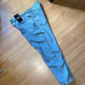 Tapered Fit Jeans (Boohooman)